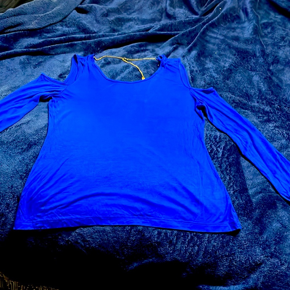 Women’s small cold shoulder blouse by J-Lo